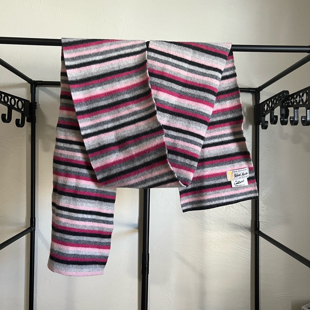 Robert mackie lambswool scarf